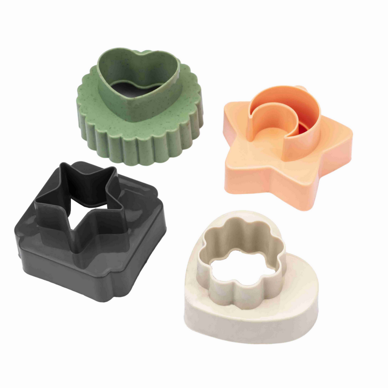 DOUBLE SIDED COOKIE CUTTERS (4pcs)