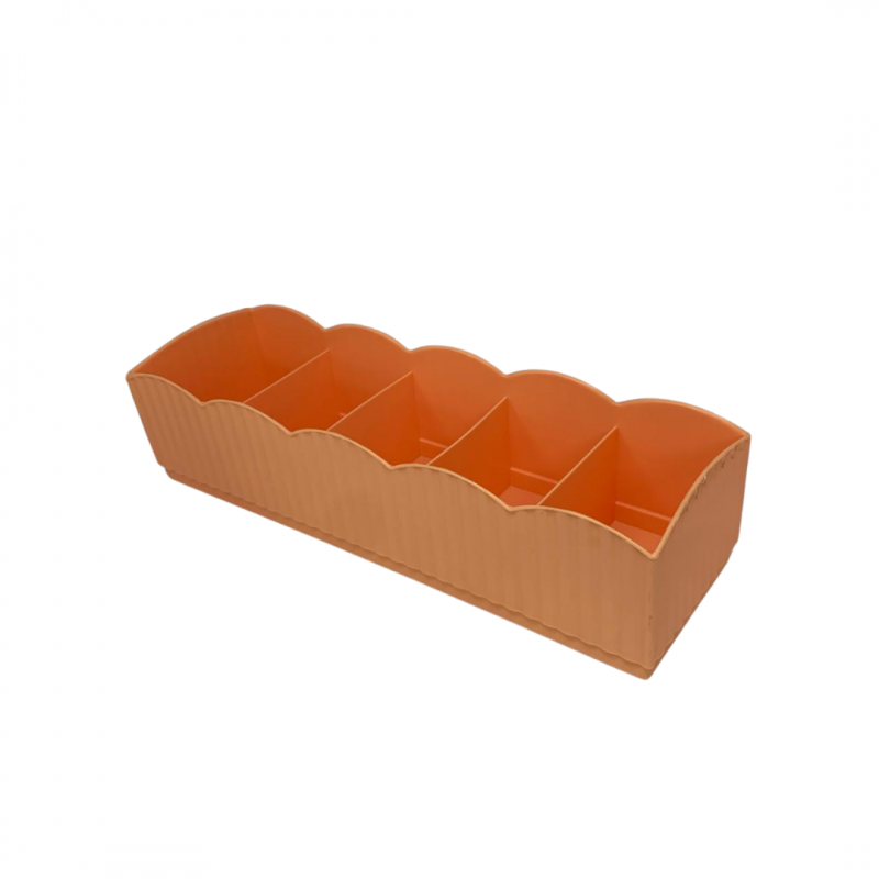 QUINTED CRUET